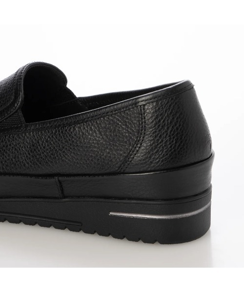 ing(イング)の「【WEB限定】【サスティナブル】厚底スリッポンスニーカー(スリッポン・レディース・ゴールド/ホワイト/ブラック・24cm/23.5cm/23cm/22.5cm/24.5cm)」の20枚目の写真