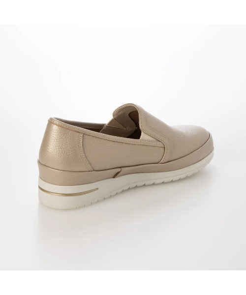 ing(イング)の「【WEB限定】【サスティナブル】厚底スリッポンスニーカー(スリッポン・レディース・ゴールド/ホワイト/ブラック・24cm/23.5cm/23cm/22.5cm/24.5cm)」の11枚目の写真