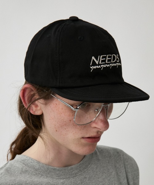 Auntie Rosa Holiday(アンティローザホリデー)の「NEEDSロゴキャップ(キャップ・レディース・ブラック/ライトブルー/ネイビー/ブラウン/グレー・FREE)」の11枚目の写真