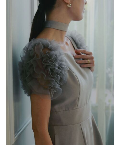 LAGUNAMOON（ラグナムーン）の「【ソンイさんコラボ】LADYチュールショルダーパンツドレス 結婚式 お呼ばれ（ドレス・レディース・ライトグレー/ブラック・MEDIUM/SMALL）」の3枚目の写真