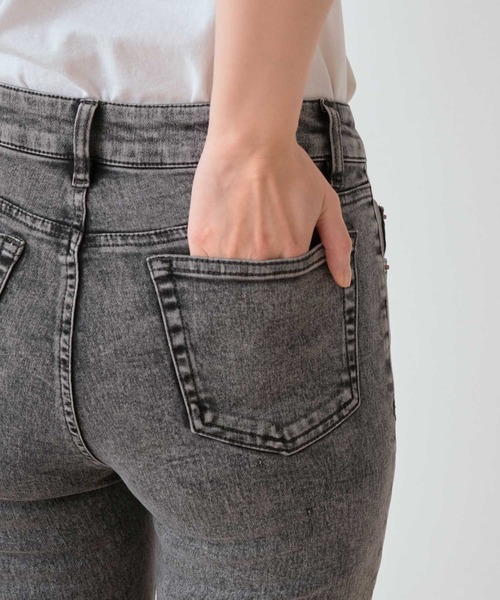 .WORKS(ドットワークス)の「スーパーストレッチデニム スキニーパンツ 股下 70㎝(デニムパンツ・レディース・ブルー系/ダークグレー/ブルー・67/64/61)」の7枚目の写真