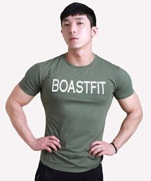 BOASTFIT（ボストピット）の「機能性トレーニング半袖Tシャツカーキ（Tシャツ/カットソー）」