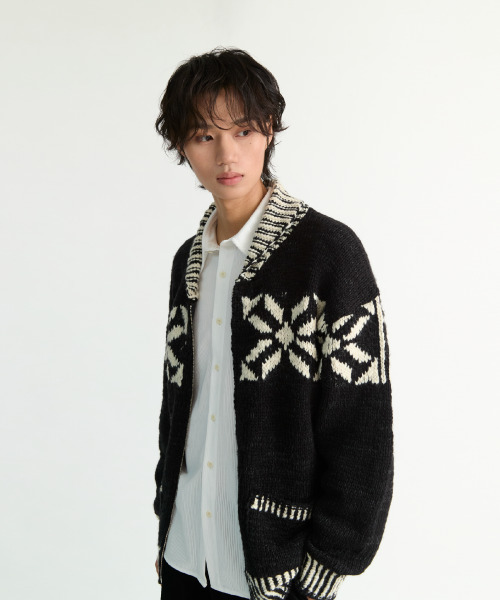 NONBLANK(ノンブランク)の「コウィチャン ジップアップカーディガン_BLACK(ニット/セーター・メンズ・ブラック・M/L/XL)」の15枚目の写真
