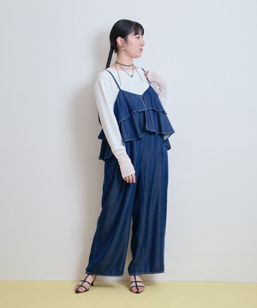 LHELBIE(レルビエ)の「デニムフリルキャミサロペット(サロペット/オーバーオール・レディース・インディゴブルー/ブラック/ブルー・M)」の18枚目の写真