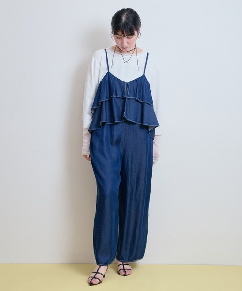 LHELBIE(レルビエ)の「デニムフリルキャミサロペット(サロペット/オーバーオール・レディース・インディゴブルー/ブラック/ブルー・M)」の17枚目の写真
