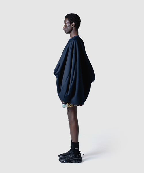 yoshiokubo（ヨシオクボ）の「yoshiokubo ヨシオクボ / BUMPY STRETCH SWEAT TOP バンピーストレッチスウェットトップス / YKS26802（スウェット・メンズ・カーキ/ネイビー・FREE）」の7枚目の写真