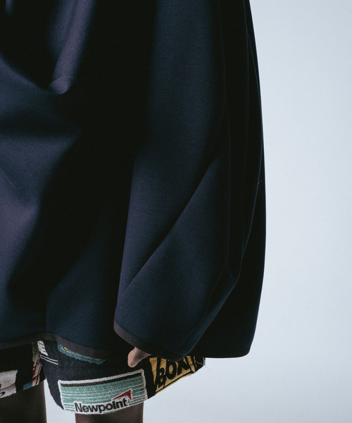 yoshiokubo（ヨシオクボ）の「yoshiokubo ヨシオクボ / BUMPY STRETCH SWEAT TOP バンピーストレッチスウェットトップス / YKS26802（スウェット・メンズ・カーキ/ネイビー・FREE）」の10枚目の写真