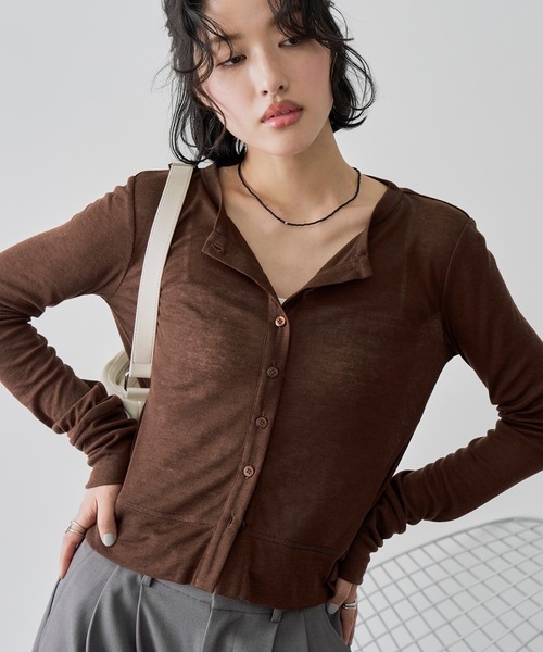 NOGLE（ノグル）の「【NOGLE/ノグル】シアーコンパクトカーディガン（カーディガン/ボレロ・レディース・グレー/イエロー/ピンク/ブラウン/ホワイト/ブラック/チャコールグレー/ブルー・FREE）」の5枚目の写真