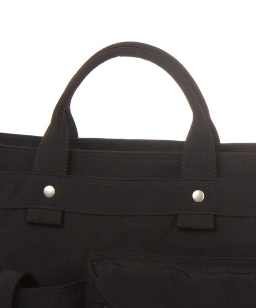 niko and...（ニコアンド）の「ポケットヘルメットショルダーバッグ（ショルダーバッグ・メンズ・ブラック/カーキ・FREE）」の11枚目の写真