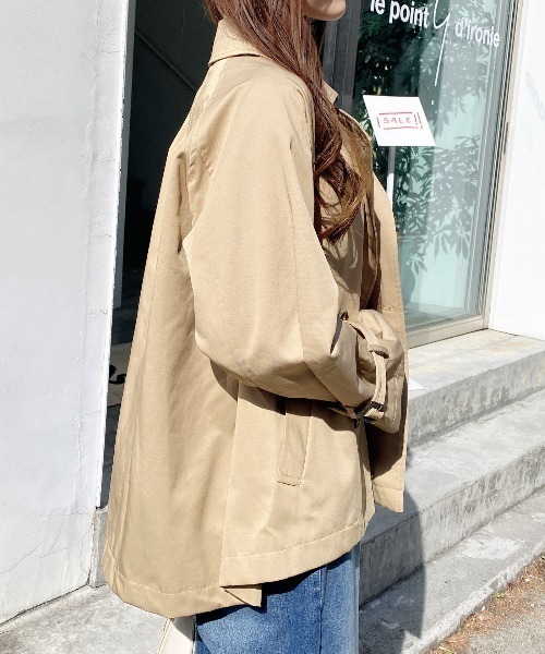 INGNI(イング)の「ミドル丈トレンチコート(トレンチコート・レディース・ライトベージュ/ネイビー/ベージュ・M)」の7枚目の写真