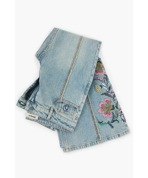 Desigual（デシグアル）の「花柄ステッチ入り花柄刺繍 フレアデニム