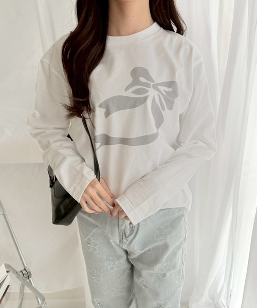 etta(エタ)の「ビッグリボンロンT/長袖Tシャツ(Tシャツ/カットソー・レディース・ホワイト・MEDIUM)」の1枚目の写真
