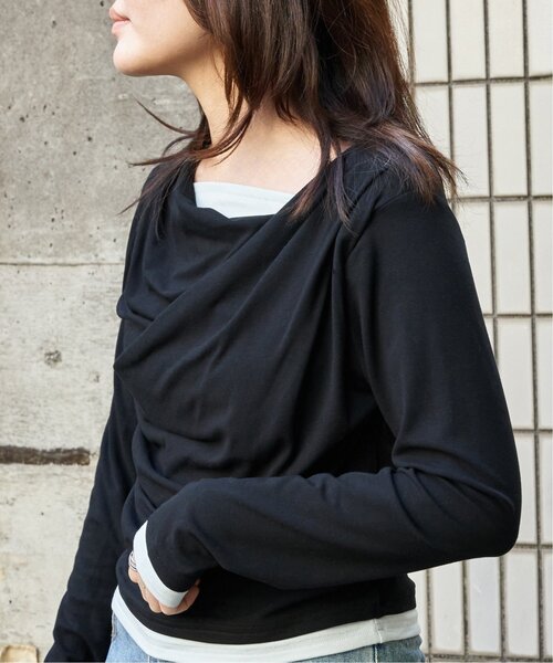 VENCEEXCHANGE(ヴァンスエクスチェンジ)の「レイヤードカシュクールプルオーバー(Tシャツ/カットソー・レディース・ブラック/オフホワイト/ネイビー/ブラウン・FREE)」の19枚目の写真