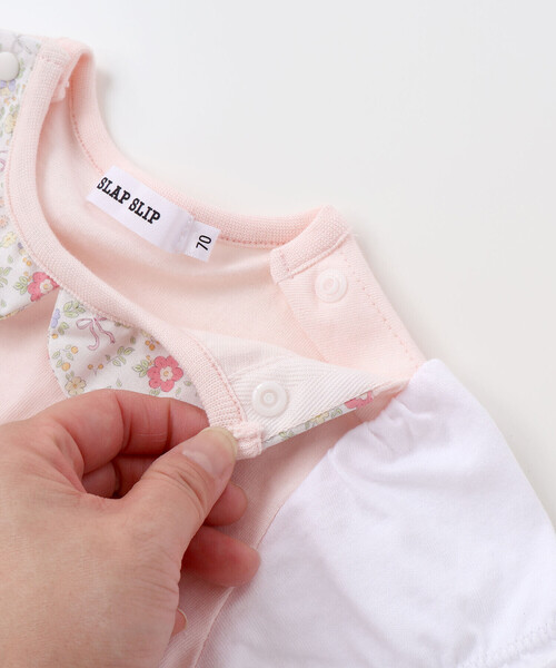 SLAP SLIP BABY（スラップスリップベビー）の「【ボックス付き】メロウ花柄＆恐竜ロンパース＋スタイセットベビー(70~80cm)（その他ベビーウェア・キッズ・ピンク/ブルー・80ｃｍ/70cm）」の8枚目の写真