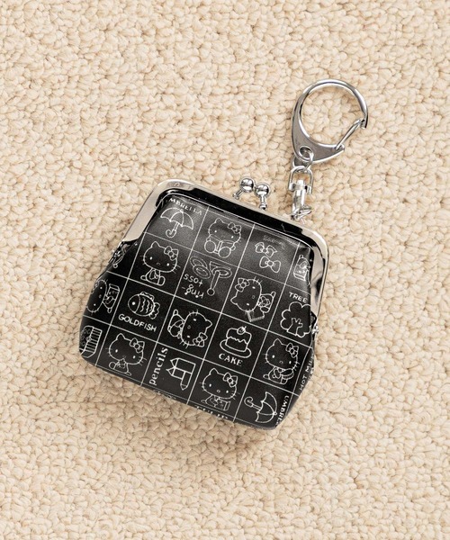 Me%（ミィパーセント）の「【HELLO KITTY】がまぐちキーチャーム　637094（コインケース・レディース・レッド/ブルー/アイボリー/ブラック・FREE）」の2枚目の写真