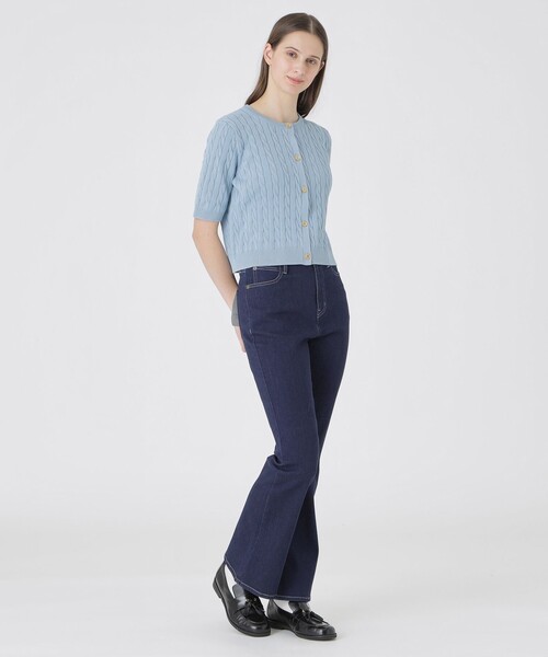 BLUE LABEL CRESTBRIDGE(ブルーレーベルクレストブリッジ)の「コットンポリエステルケーブルニットカーディガン(カーディガン/ボレロ・レディース・イエロー/ホワイト/ダークネイビー/ブルー系その他2・38)」の11枚目の写真