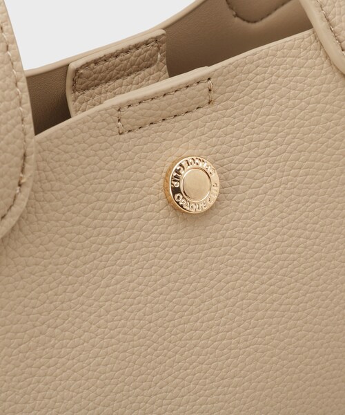 OPAQUE.CLIP（オペークドットクリップ）の「2WAY巾着付シュリンクミドルトート（ショルダーバッグ・レディース・オフホワイト/ブラック/ベージュ・00）」の7枚目の写真