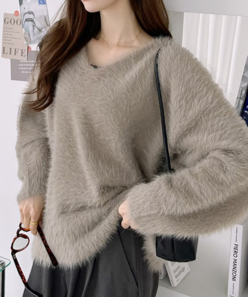 Ada.（エイダ）の「バック リボン Vネック シャギー ニット（ニット/セーター・レディース・ブラウン/チャコール/グレイッシュベージュ/アイボリー・FREE）」の5枚目の写真