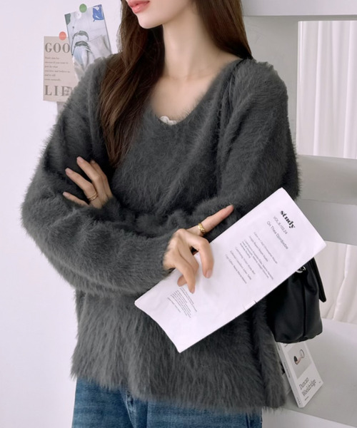 Ada.（エイダ）の「バック リボン Vネック シャギー ニット（ニット/セーター・レディース・ブラウン/チャコール/グレイッシュベージュ/アイボリー・FREE）」の16枚目の写真