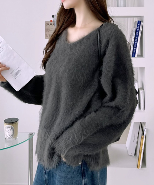 Ada.（エイダ）の「バック リボン Vネック シャギー ニット（ニット/セーター・レディース・ブラウン/チャコール/グレイッシュベージュ/アイボリー・FREE）」の20枚目の写真