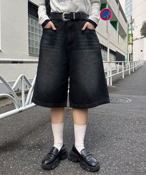 CIAOPANIC(チャオパニック)の「ヴィンテージライクデニムバギーショーツ(デニムパンツ・レディース・サックスブルー/グレー/インディゴブルー/ブラック・MEDIUM/LARGE)」の6枚目の写真