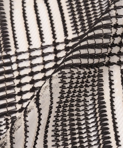 IENA（イエナ）の「La Maison de Lyllis/メゾンドリリス SLITERCHIF スカーフ 2261019（バンダナ/スカーフ・レディース・ブラック系その他・FREE）」の10枚目の写真