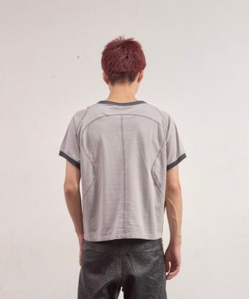 NVRFRGT（ネヴァーフォーゲット）の「Panelled Half Sleeve Ringer T-Shirt（Tシャツ/カットソー・メンズ・グレー/ベージュ・1/3/2）」の4枚目の写真