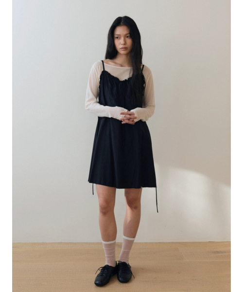 UNNOUT(アナウト)の「SILKY RUFFLE DRESS BLACK(ワンピース・レディース・その他・SMALL/MEDIUM)」の2枚目の写真