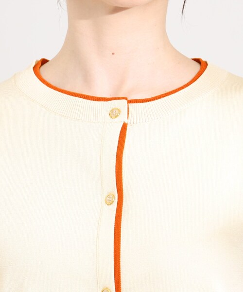 SHOO・LA・RUE（シューラルー）の「配色がコーデのアクセントに レイヤード風クルーカーディガン（カーディガン/ボレロ・レディース・アイボリー系4/ブルー系その他6/グレー系その他5・01/02/03/04）」の19枚目の写真