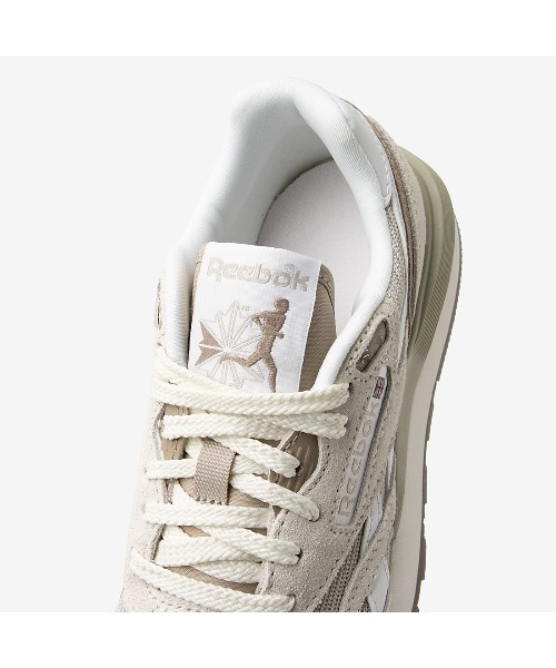 Reebok(リーボック)の「クラシック ナイロン 89 / CLASSIC NYLON 89(スニーカー・メンズ・アイボリー/グレー・30.0cm/29.0cm/28.5cm/28.0cm/27.5cm/27.0cm/26.5cm/26.0cm/25.5cm/25.0cm/24.0cm/24.5cm/23.5cm/23.0cm)」の12枚目の写真