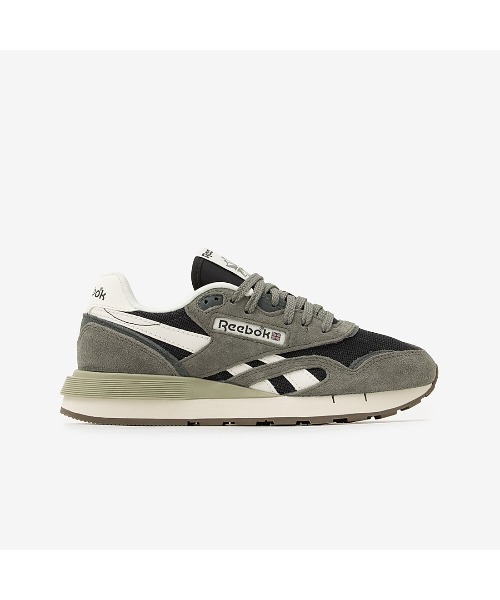 Reebok(リーボック)の「クラシック ナイロン 89 / CLASSIC NYLON 89(スニーカー・メンズ・アイボリー/グレー・30.0cm/29.0cm/28.5cm/28.0cm/27.5cm/27.0cm/26.5cm/26.0cm/25.5cm/25.0cm/24.0cm/24.5cm/23.5cm/23.0cm)」の13枚目の写真