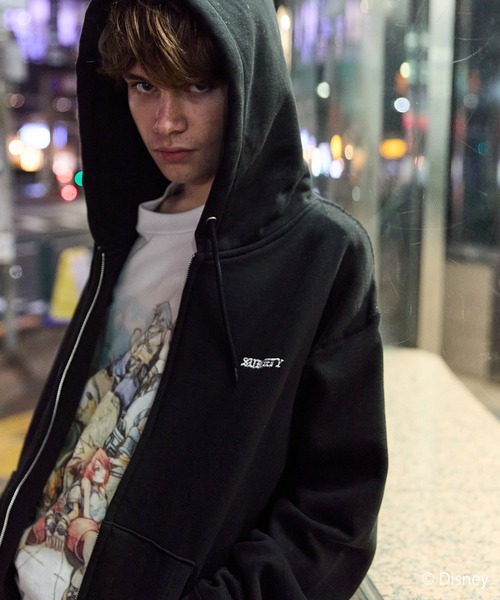 Subciety(サブサエティ)の「KINGDOM HEARTS / ダイブ・トゥ・ハート / zip hoodie(パーカー・メンズ・ブラック・MEDIUM/X-LARGE/LARGE/SMALL)」の4枚目の写真