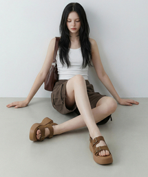 CHAAKAN（チャカン靴）の「ジェネカ バックルプラットフォームサンダル SDSDS2i124 (6cm)（サンダル）」