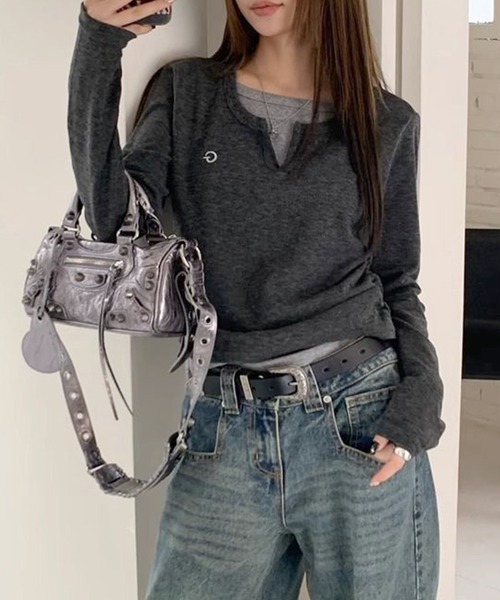 Lace Ladies（レースレディース）の「キーネック 配色 フェイクレイヤード 長袖 ブルオーバー（Tシャツ/カットソー・レディース・ブラック/グレー・M/XL）」の12枚目の写真