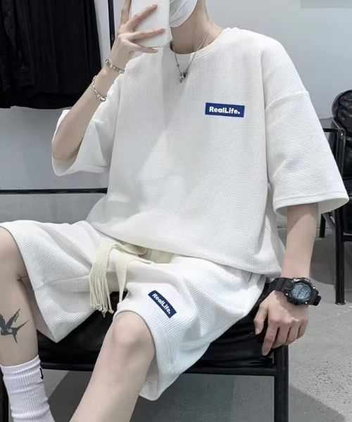 SHEPP（シープ）の「【UNISEX】ワッフル ヘビーウェイト オーバーサイズ セットアップ（Tシャツ/カットソー・メンズ・ブルー/グレー/ブラック・L/M）」の13枚目の写真