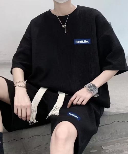 SHEPP（シープ）の「【UNISEX】ワッフル ヘビーウェイト オーバーサイズ セットアップ（Tシャツ/カットソー・メンズ・ブルー/グレー/ブラック・L/M）」の4枚目の写真