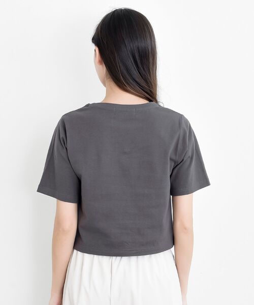 rps(アールピーエス)の「コンパクトT(Tシャツ/カットソー・レディース・オフホワイト/チャコールグレー/ブラック/ブラック系その他2・フリー)」の8枚目の写真