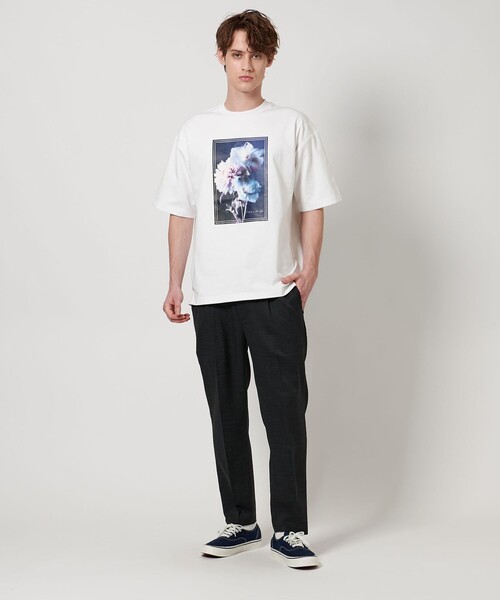 A DAY IN THE LIFE UNITED ARROWS(アデイインザライフユナイテッドアローズ)の「アクロマティック フラワープリント カットソー<A DAY IN THE LIFE>(Tシャツ/カットソー・メンズ・ダークグレー/ホワイト・M/L)」の5枚目の写真
