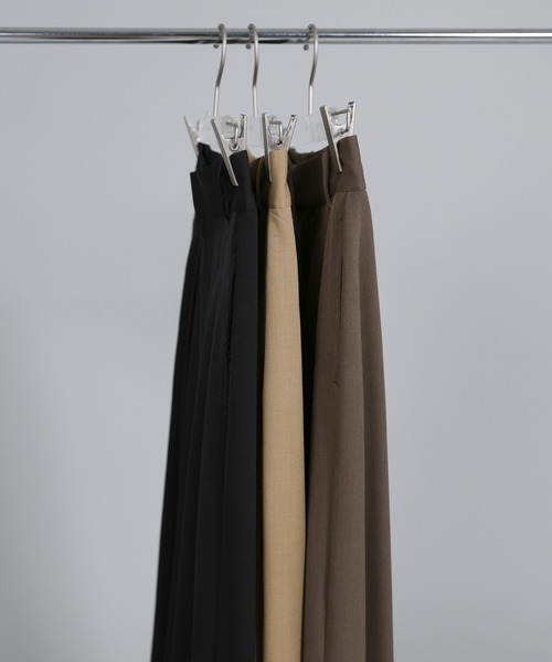 select MOCA Et(セレクトモカエト)の「【Et】Crepe Wide Tuck Pants(スラックス・レディース・ブラウン/ベージュ/ブラック・FREE)」の14枚目の写真