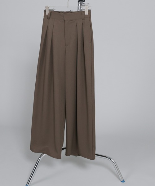 select MOCA Et(セレクトモカエト)の「【Et】Crepe Wide Tuck Pants(スラックス・レディース・ブラウン/ベージュ/ブラック・FREE)」の22枚目の写真