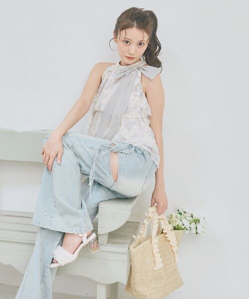 MAJESTIC LEGON(マジェスティックレゴン)の「アメスリティアードブラウス(シャツ/ブラウス・レディース・ホワイト系その他2/アイボリー/ブラック/ホワイト系その他/ホワイト系5/ブラック系その他2・MEDIUM)」の9枚目の写真