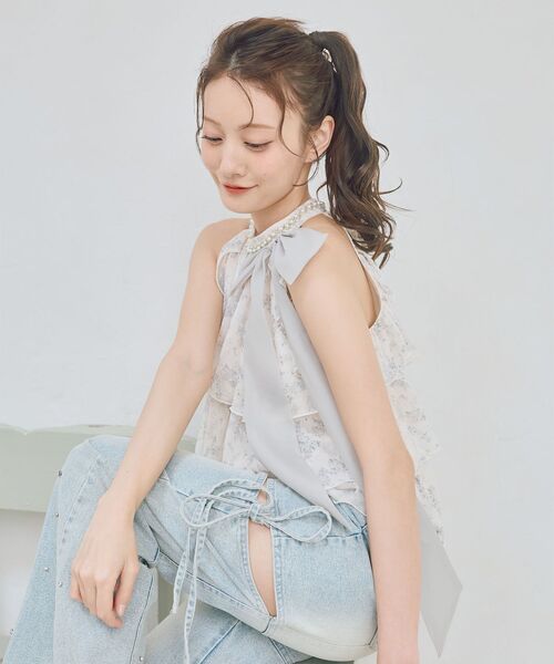 MAJESTIC LEGON(マジェスティックレゴン)の「アメスリティアードブラウス(シャツ/ブラウス・レディース・ホワイト系その他2/アイボリー/ブラック/ホワイト系その他/ホワイト系5/ブラック系その他2・MEDIUM)」の12枚目の写真