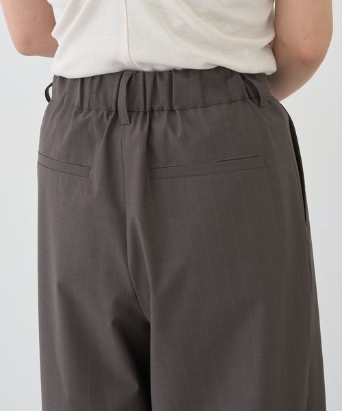 AMERICAN HOLIC(アメリカンホリック)の「【イージーケア・接触冷感】スラックスパンツ(その他パンツ・レディース・ブラック/ブラウン/ライトグレー/ネイビー・S/M/L)」の11枚目の写真