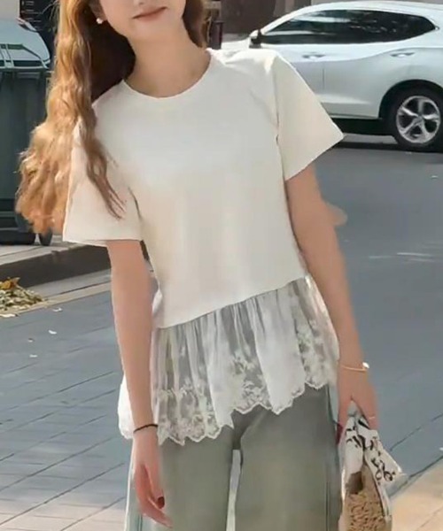 AMAJI(アマジ)の「レース 切替 半袖 Tシャツ トップス(Tシャツ/カットソー・レディース・ホワイト/ブラック・X-LARGE/LARGE/MEDIUM)」の1枚目の写真