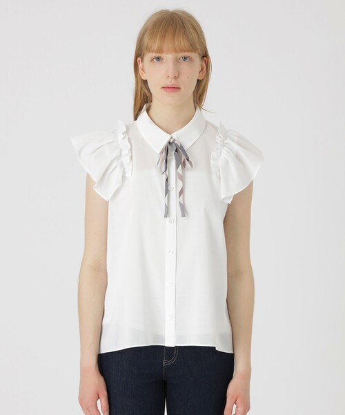 BLUE LABEL CRESTBRIDGE(ブルーレーベルクレストブリッジ)の「フリルスリーブシアーブラウス(シャツ/ブラウス・レディース・オフホワイト/ブルー/ダークネイビー・38/36)」の5枚目の写真