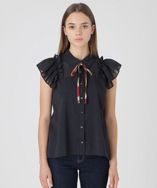 BLUE LABEL CRESTBRIDGE(ブルーレーベルクレストブリッジ)の「フリルスリーブシアーブラウス(シャツ/ブラウス・レディース・オフホワイト/ブルー/ダークネイビー・38/36)」の12枚目の写真