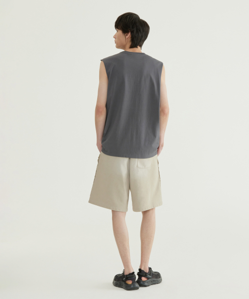 COVERNAT(カバーナット)の「チェックボードグラフィックスリーブレスチャコール(Tシャツ/カットソー・メンズ・その他・SMALL/MEDIUM/LARGE/X-LARGE/XX-LARGE)」の6枚目の写真
