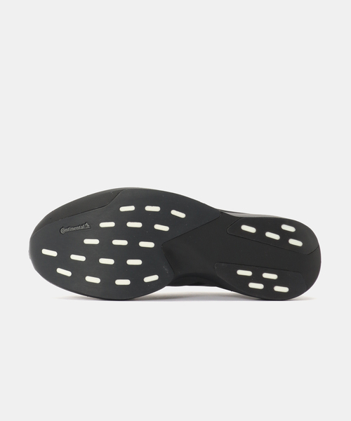 adidas(アディダス)の「adidas ADIZERO EVO SL WOVEN M KI6901(スニーカー・メンズ・ブラック系その他・25.5cm/26cm/26.5cm/27cm/27.5cm/28cm/28.5cm)」の4枚目の写真