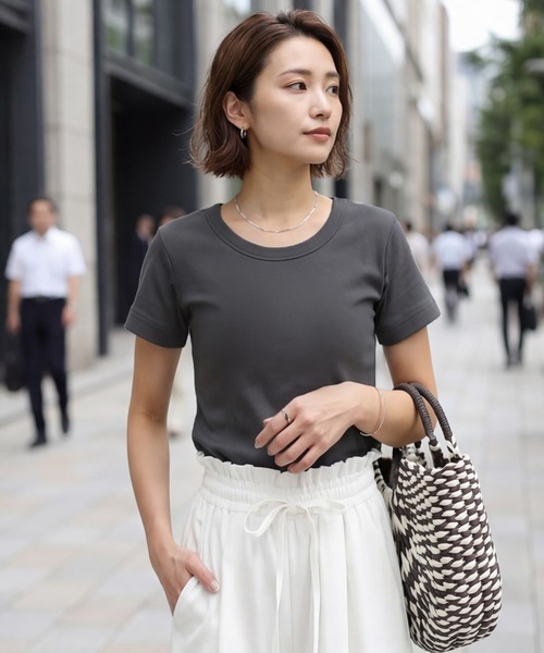 STYLE DELI(スタイルデリ)の「【Made in JAPAN】フライス半袖カットソートップス(Tシャツ/カットソー・レディース・ホワイト/ブラック/チャコールグレー/イエロー・M)」の3枚目の写真