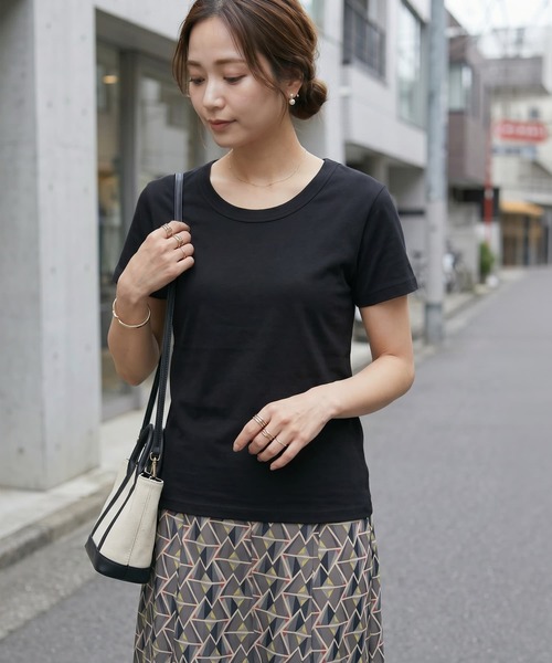 STYLE DELI(スタイルデリ)の「【Made in JAPAN】フライス半袖カットソートップス(Tシャツ/カットソー・レディース・ホワイト/ブラック/チャコールグレー/イエロー・M)」の2枚目の写真